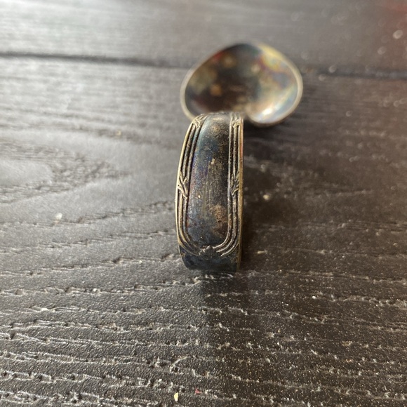 🥄 Vintage Yeoman Baby Spoon 🍼 - Picture 6 of 7